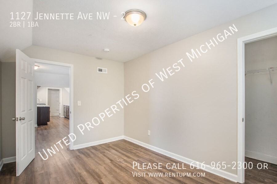 1127 Jennette Ave Nw #2 - Photo 5 of 21