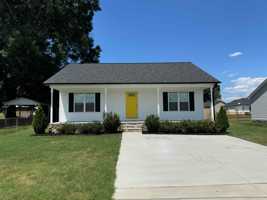 featured image of 111 W Pine St