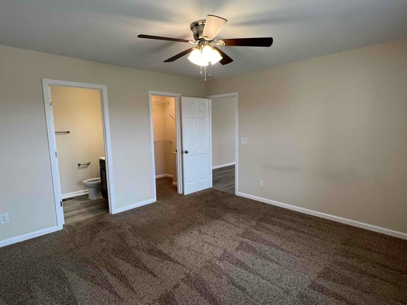 111 W Pine St - Photo 7 of 9
