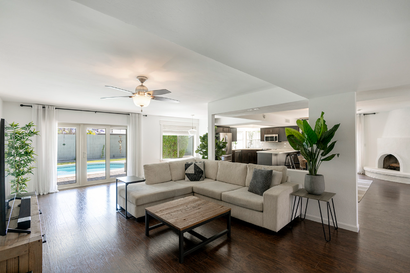 7623 N Via Del Paraiso - Photo 2 of 17
