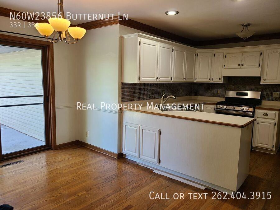 N60W23856 Butternut Ln - Photo 4 of 29