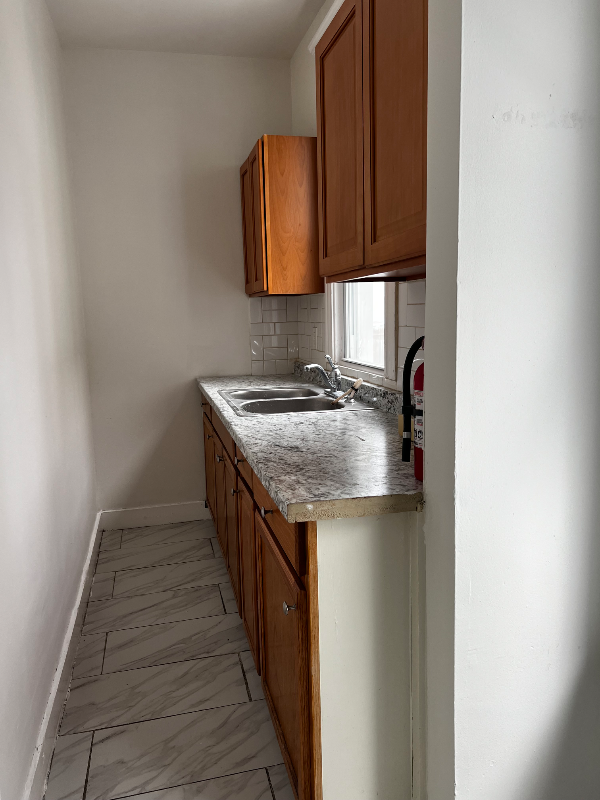 879 Elm St #1 - Photo 7 of 16