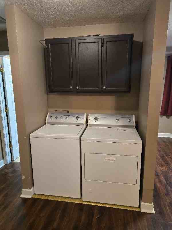 1923 Shelby St - Photo 6 of 14