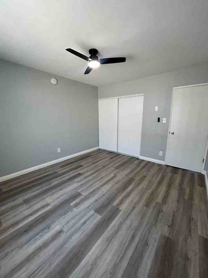 8801 Owensmouth Ave #6 - Photo 7 of 7