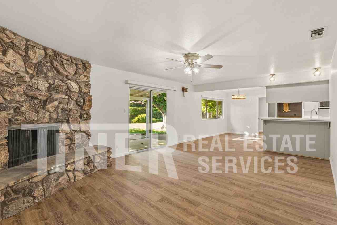 5100 Turnsberry Ct - Photo 3 of 28