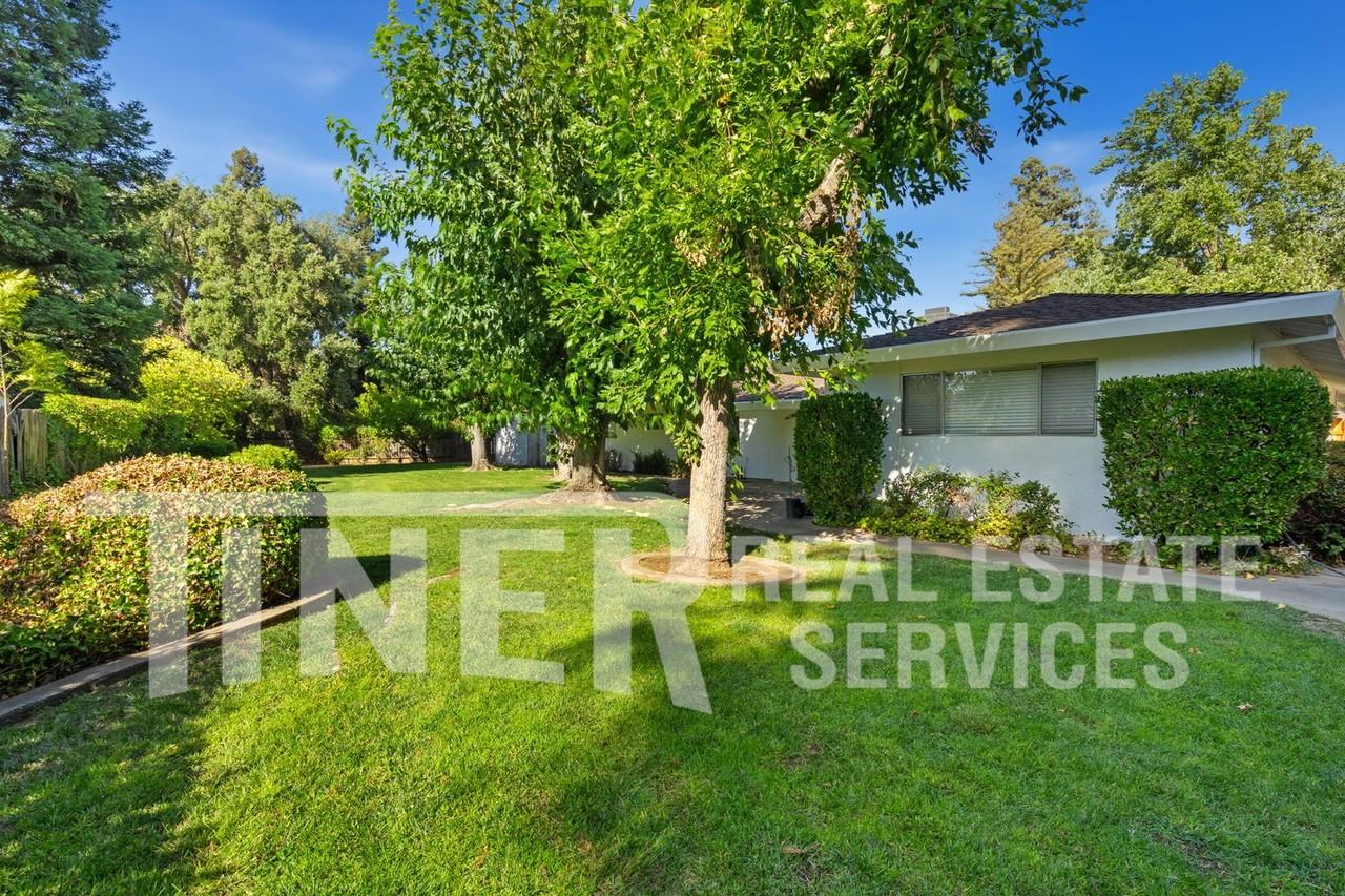 5100 Turnsberry Ct - Photo 4 of 28