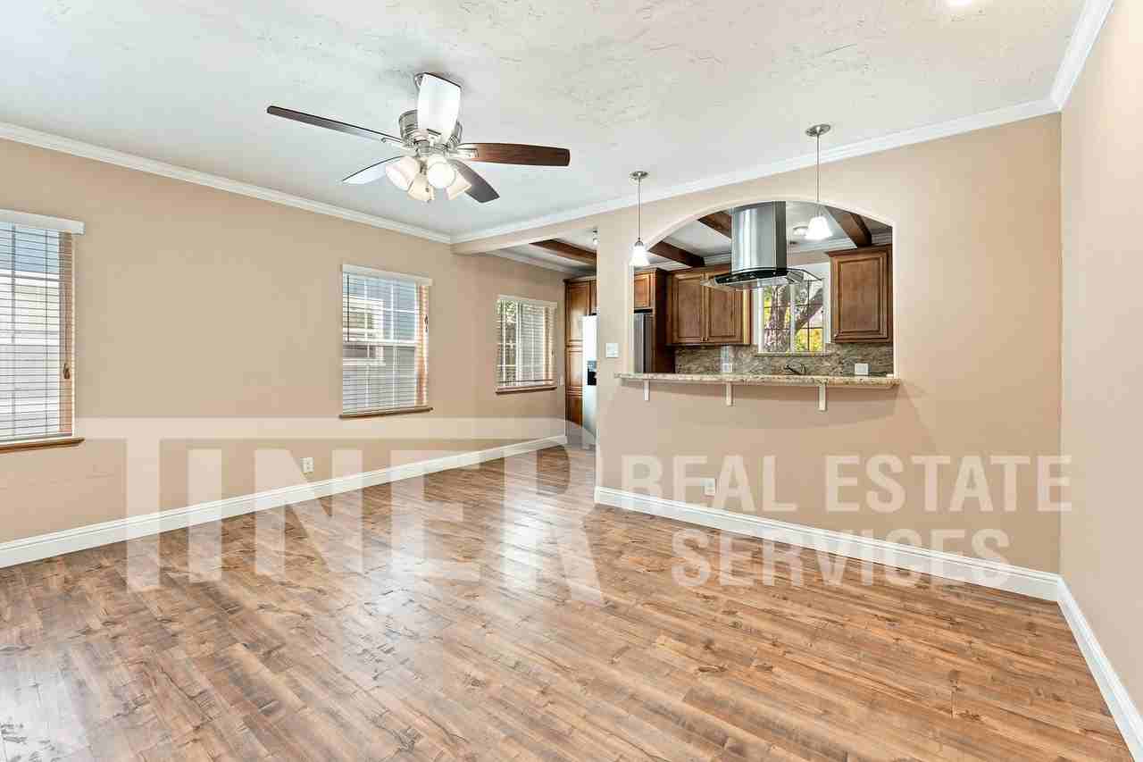 532 40th St - Photo 6 of 23