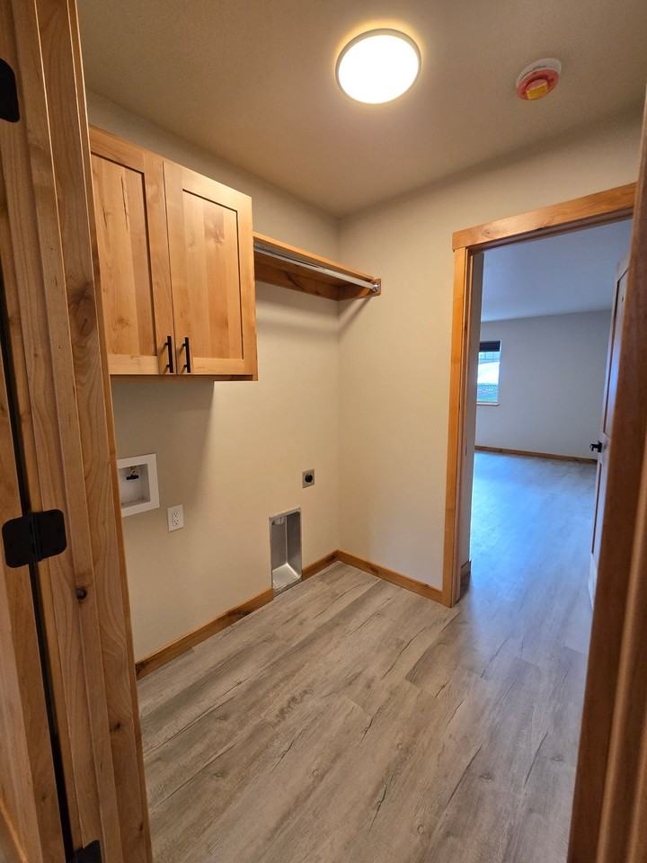 1677 Hwy #B - Photo 3 of 9