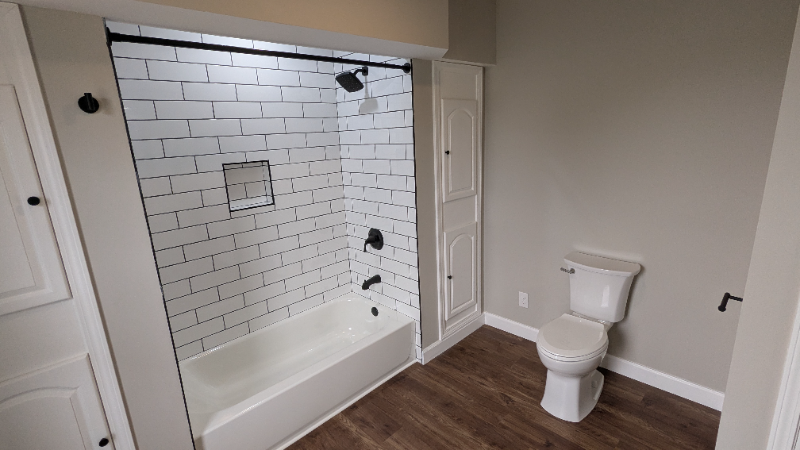 569 W Main St - Photo 2 of 12