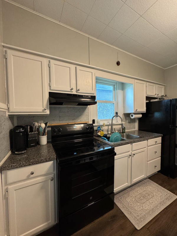 83 N Williams St - Photo 2 of 11