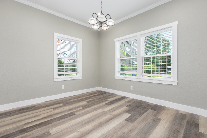 121 W Kerr Ave - Photo 6 of 15