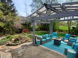 featured image of 253 Caswell Dr