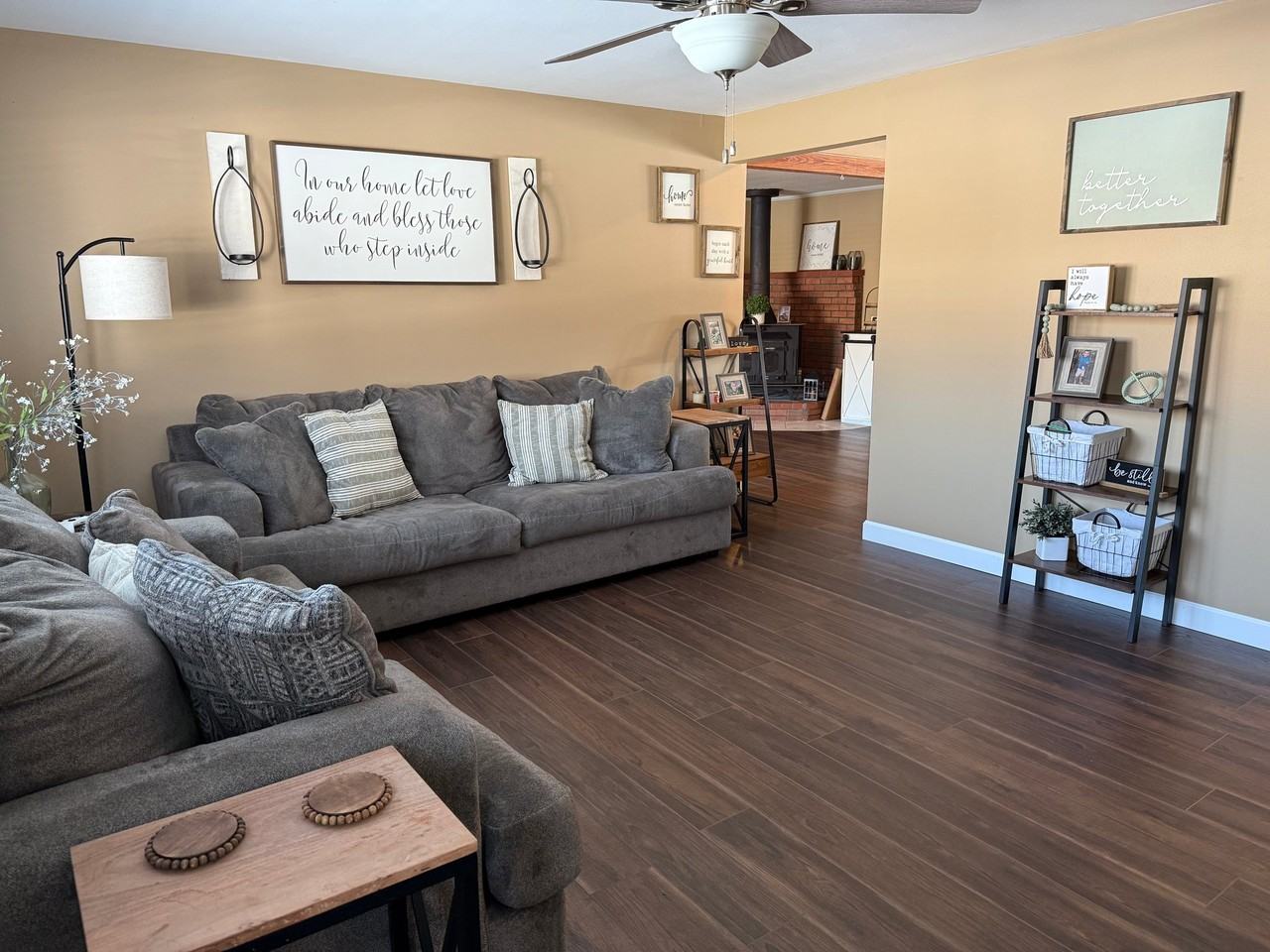 5212 Melvina St - Photo 2 of 10