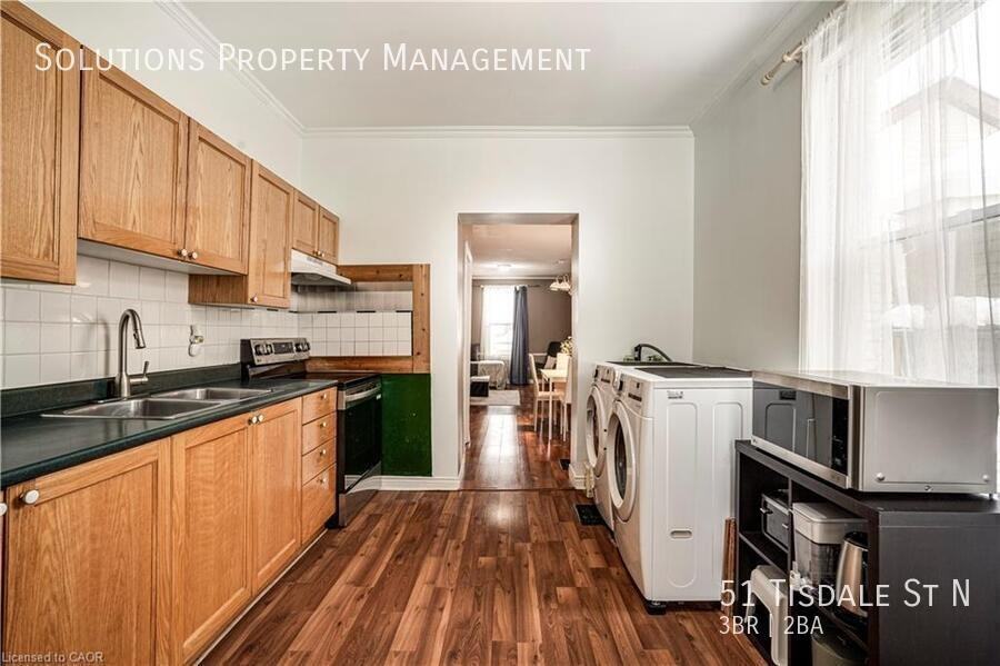 51 Tisdale St N - Photo 3 of 21