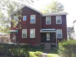 featured image of 216 Penn St #2