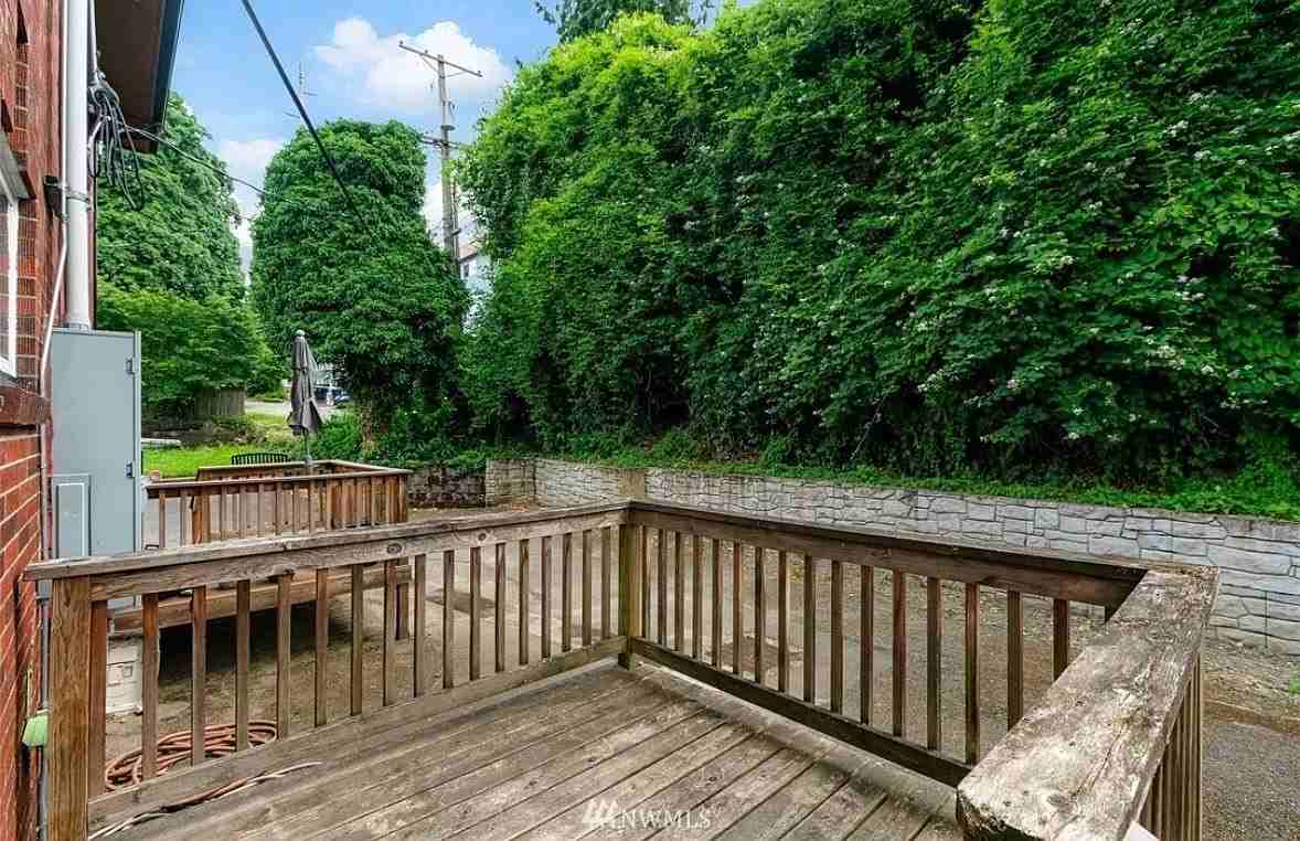 620 N I St #5 - Photo 4 of 17