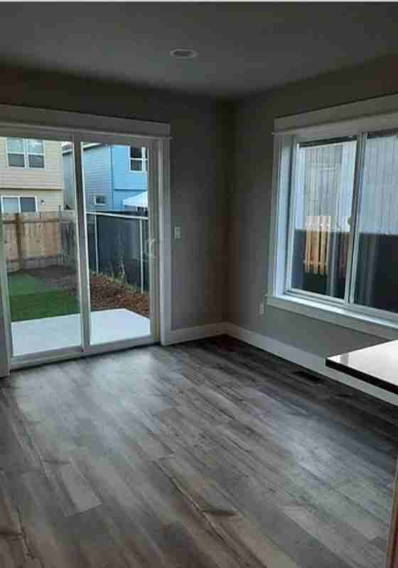 7118 Se Fern Ave - Photo 4 of 11