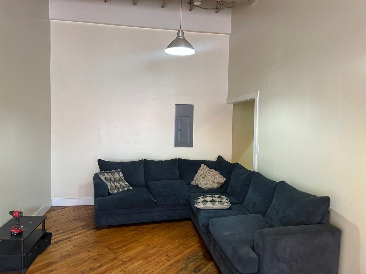 1415 Kemper St #09 - Photo 2 of 6
