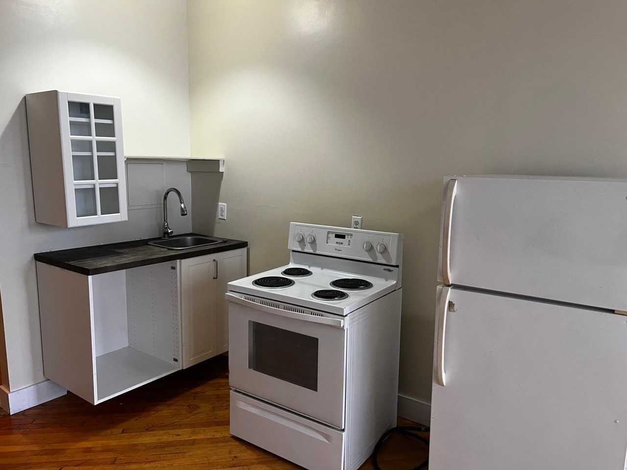 1415 Kemper St #015 - Photo 2 of 5