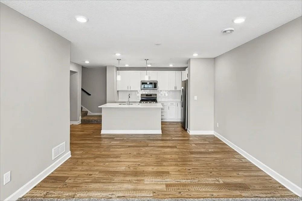 10948 Yalta St Ne #C - Photo 2 of 10