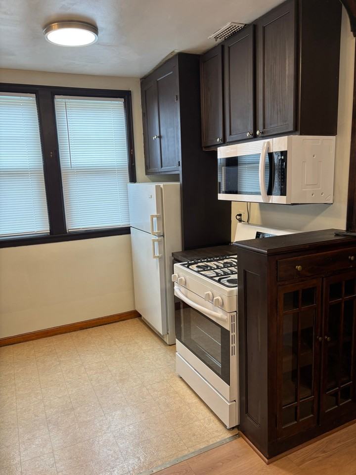 3208 Minnehaha Ave #3 - Photo 5 of 16