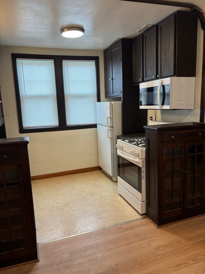 3208 Minnehaha Ave #3 - Photo 7 of 16