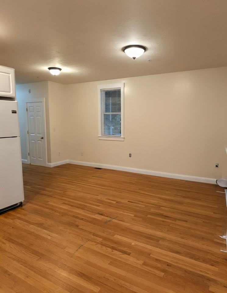 28 Mount Pleasant Ave #1A - Photo 2 of 9