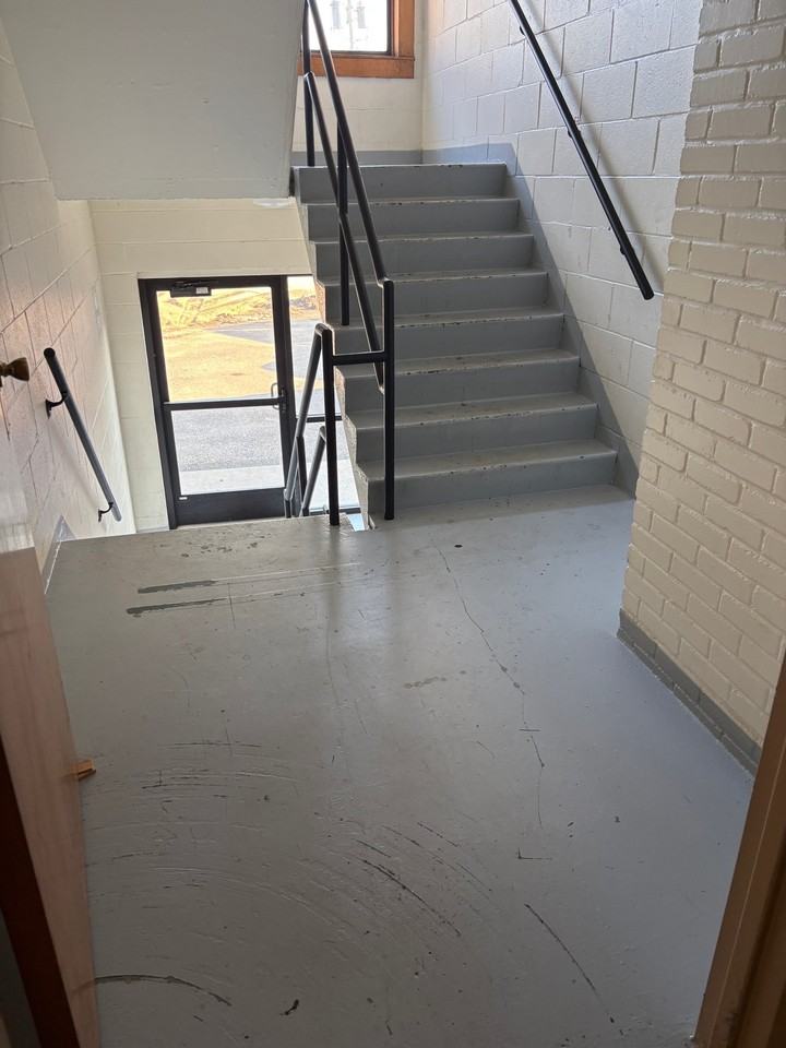3200 Minnehaha Ave - Photo 5 of 10