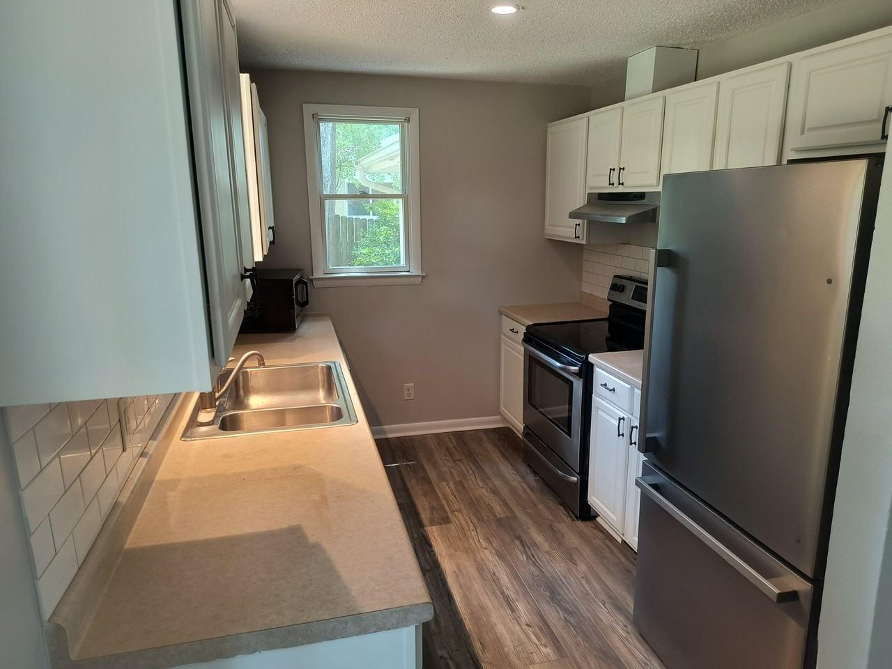 504 Clyde Dr - Photo 7 of 8