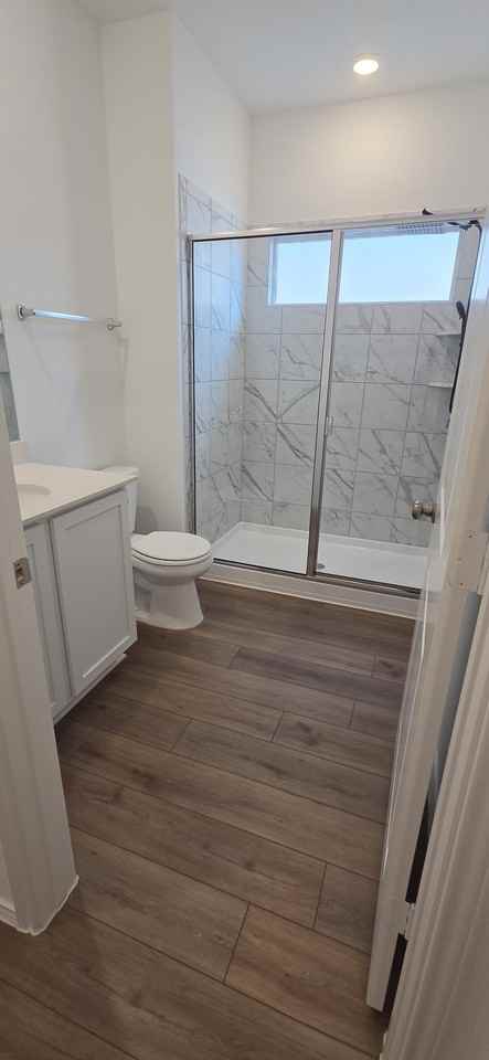 1261 Aquilla Dr - Photo 3 of 5