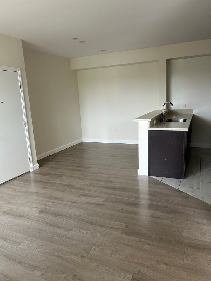 12147 Magnolia Blvd #209 - Photo 3 of 7