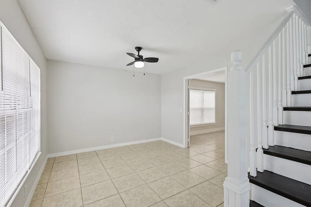 11382 59th St N - Photo 2 of 10