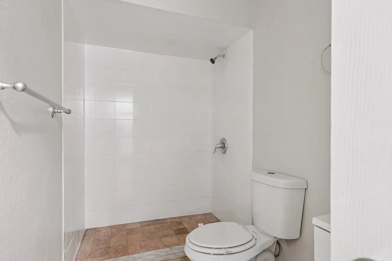 11382 59th St N - Photo 5 of 10
