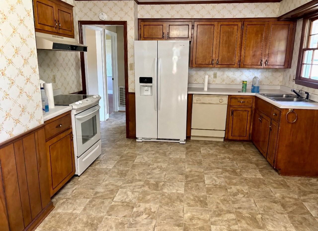 721 Thomason Okelley Rd - Photo 5 of 9