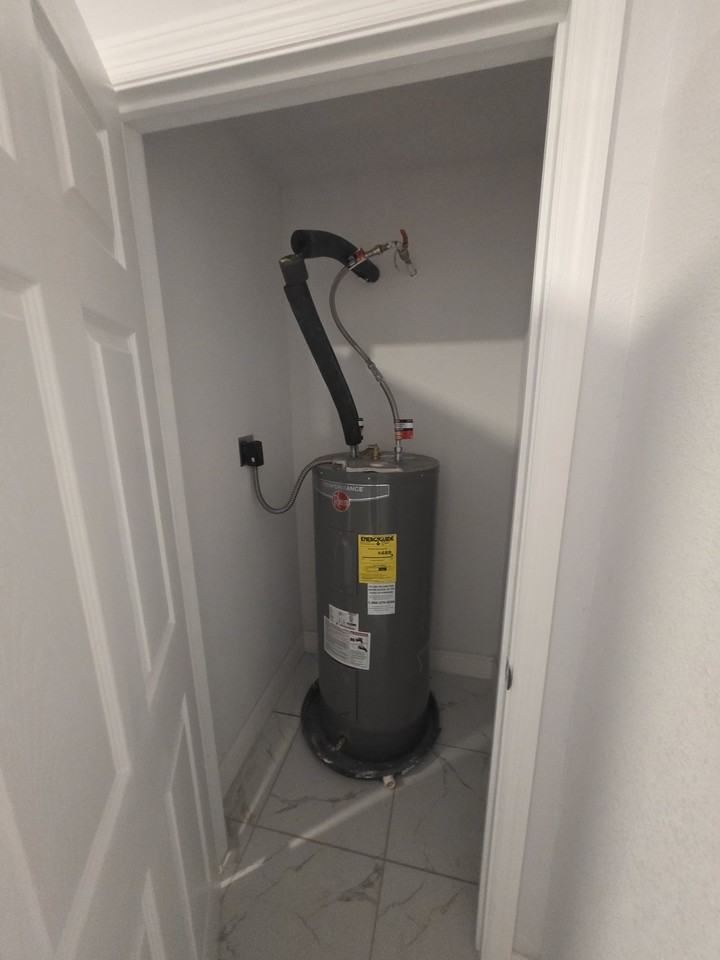 4615 Aegean Ave - Photo 2 of 8