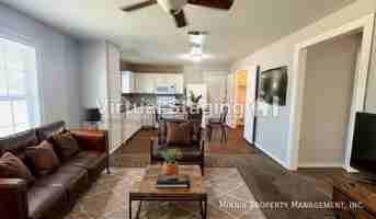 featured image of 755 W Knox St #1