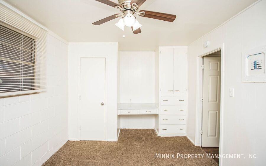 2212 2nd St #5 - Photo 3 of 12