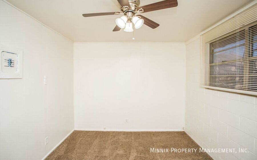 2212 2nd St #5 - Photo 4 of 12