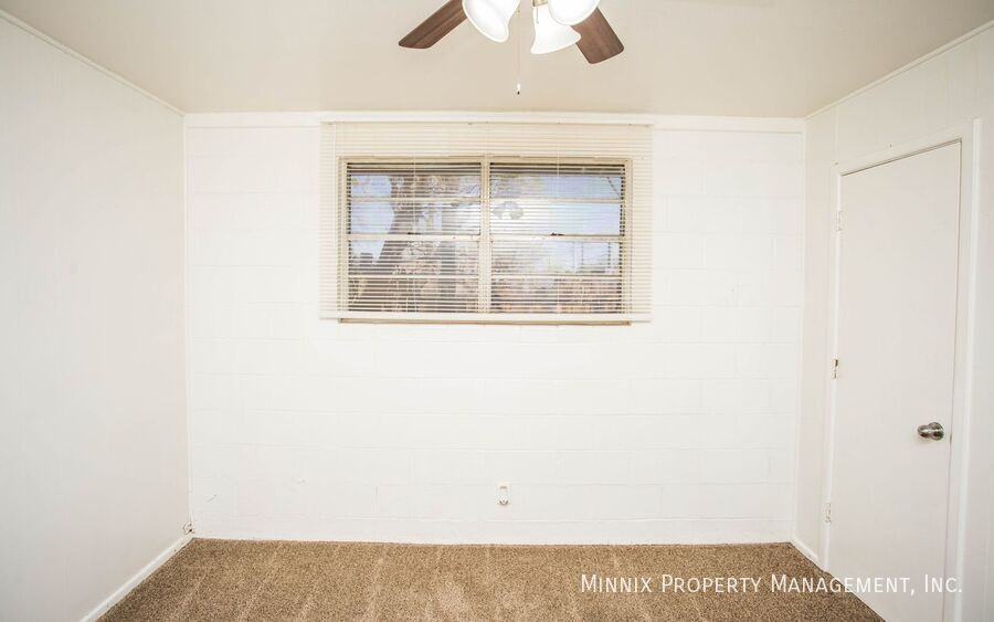 2212 2nd St #5 - Photo 5 of 12