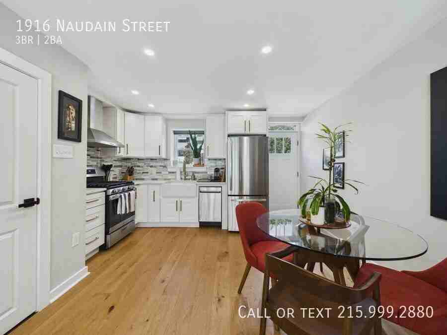 1916 Naudain St - Photo 2 of 20