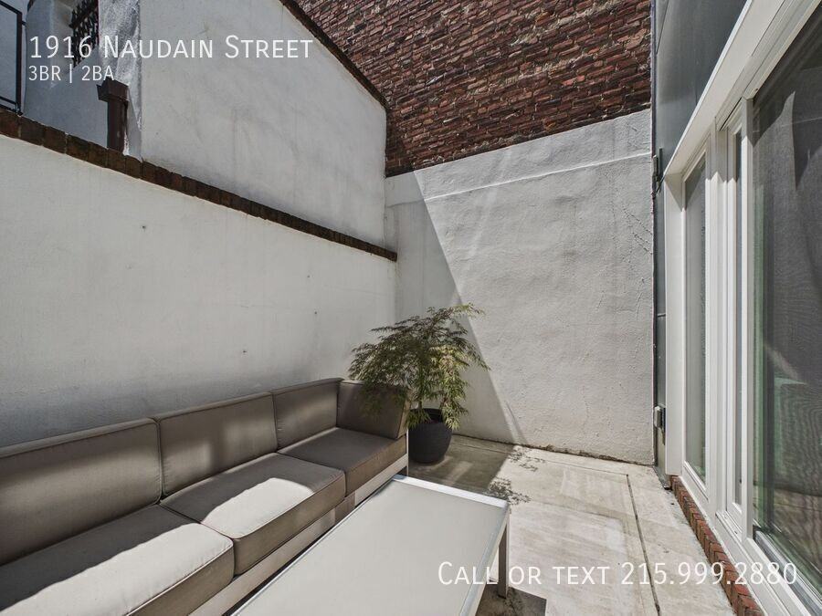 1916 Naudain St - Photo 5 of 20