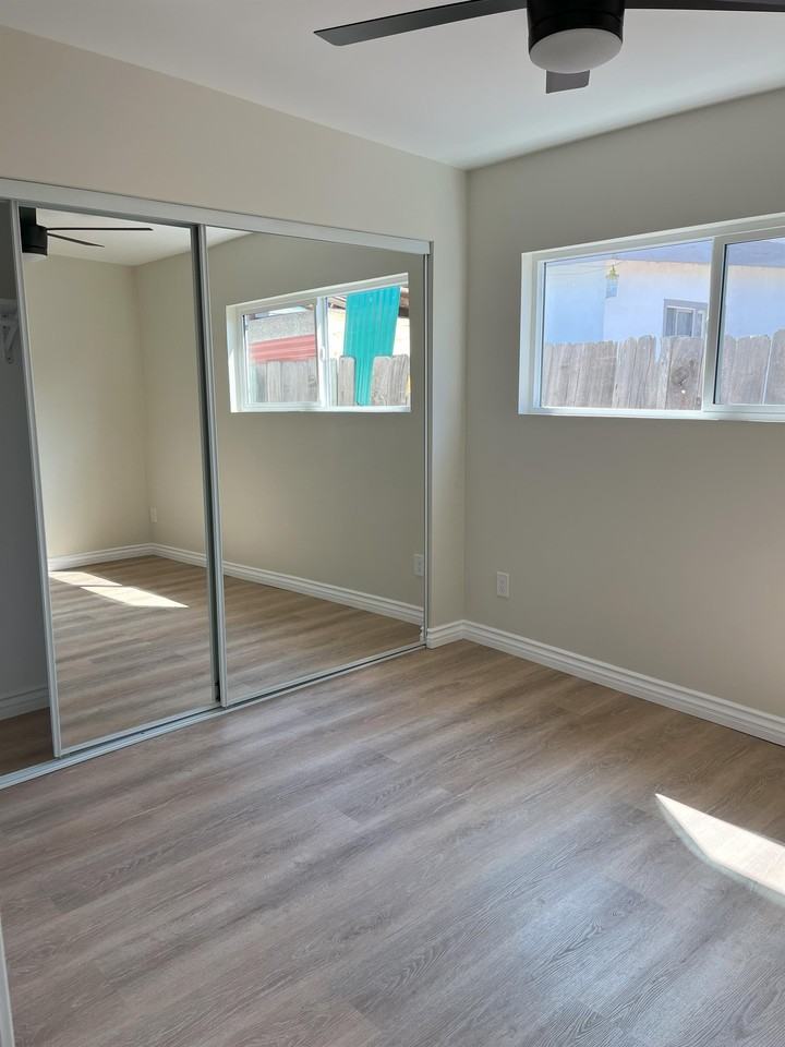 924 Florida St #1 - Photo 5 of 13