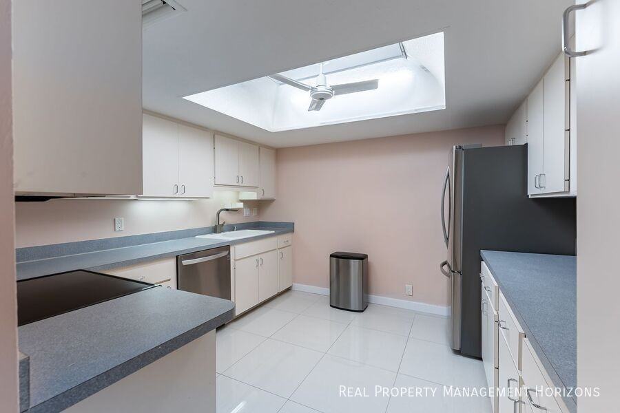1700 Benjamin Franklin Dr #3B - Photo 6 of 26