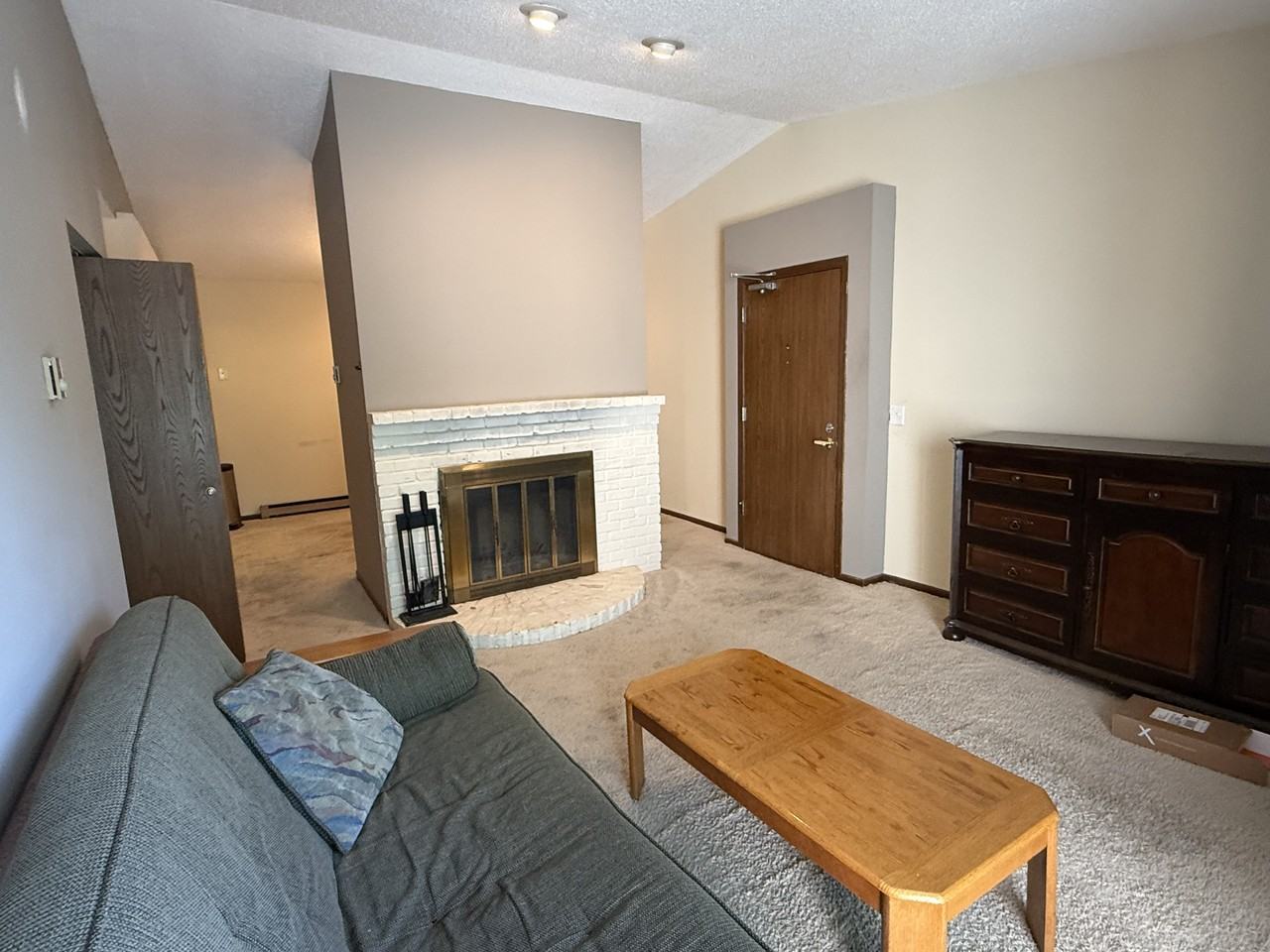350 Shelard Pkwy #304 - Photo 5 of 15