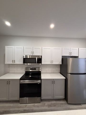 160 Bayswater Ave - Photo 3 of 26