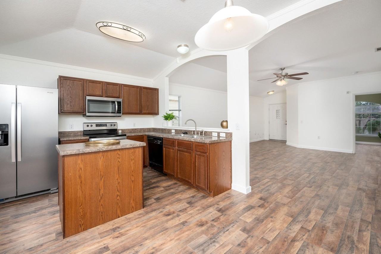 13009 Noche Clara Dr - Photo 5 of 17