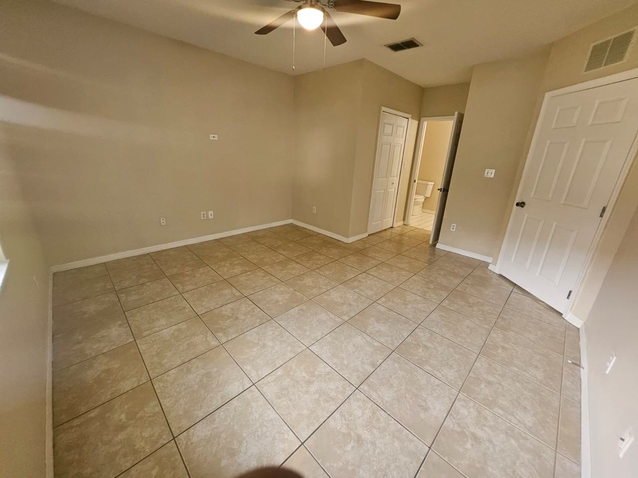 13216 Villa Vista Dr #201 - Photo 7 of 20