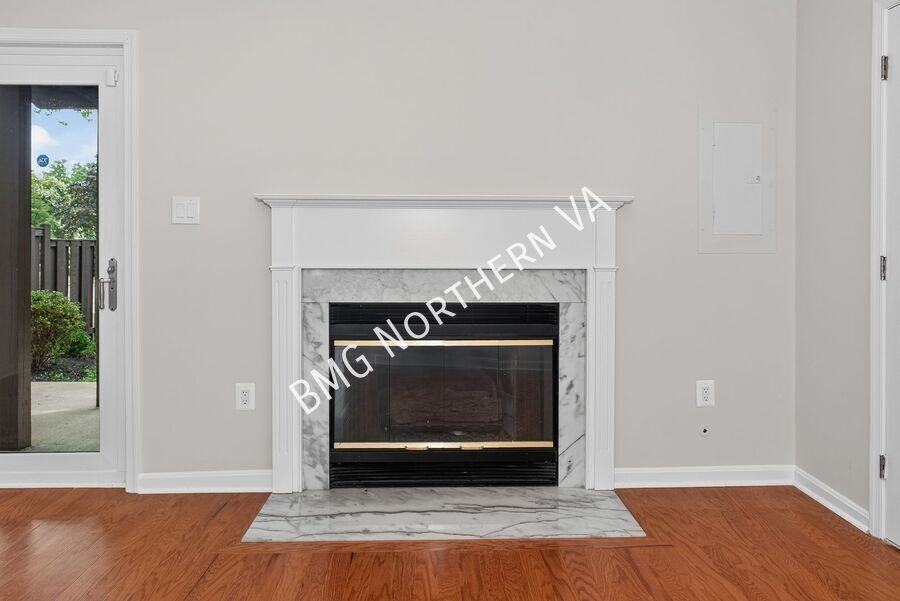 6001 Keble Dr - Photo 5 of 50