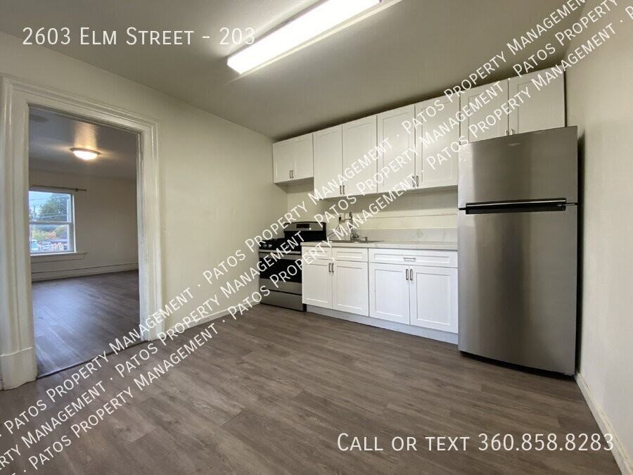 2603 Elm St #203 - Photo 7 of 17