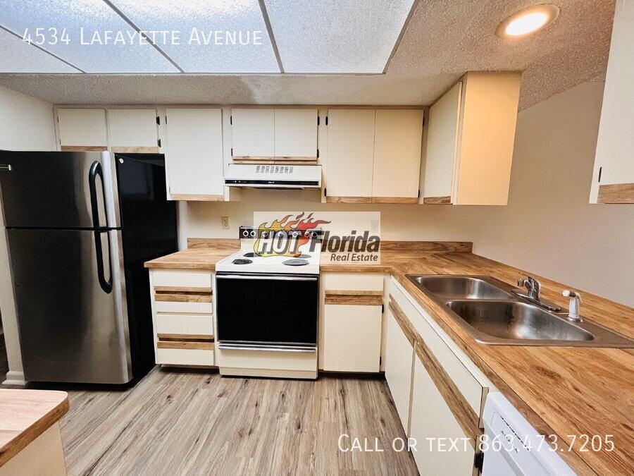 4534 Lafayette Ave - Photo 6 of 21